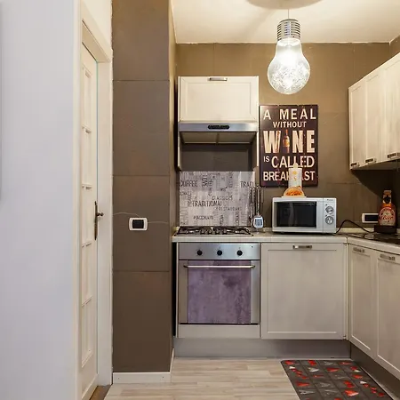 Apartment Borgo S. Antonio Abate I - Bh 89 Naples